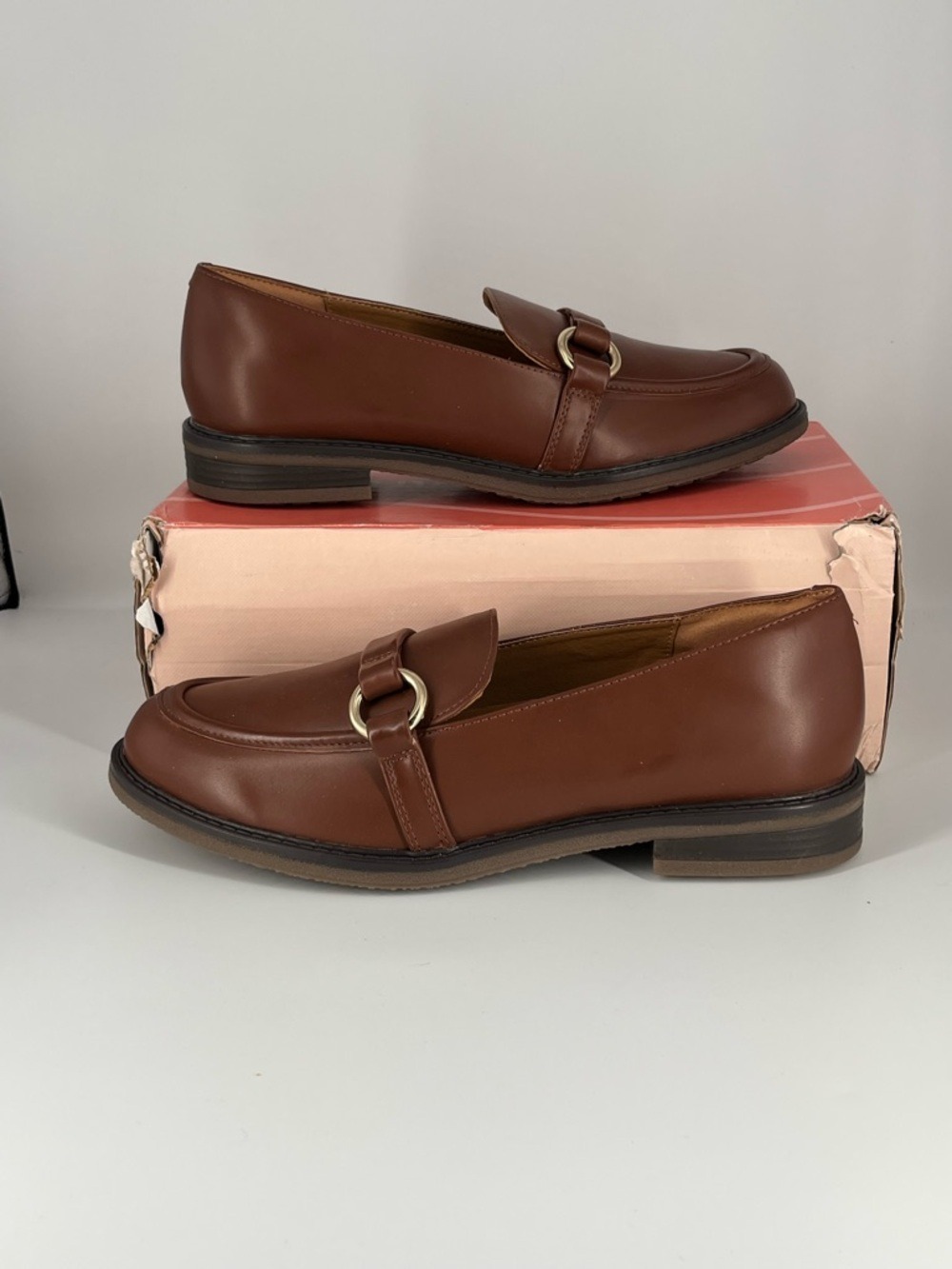 Easy Spirit JEANE Cognac/Brown Leather Slip-On Loafers w/ Gold Accent sz 10 NIB - Picture 8 of 12
